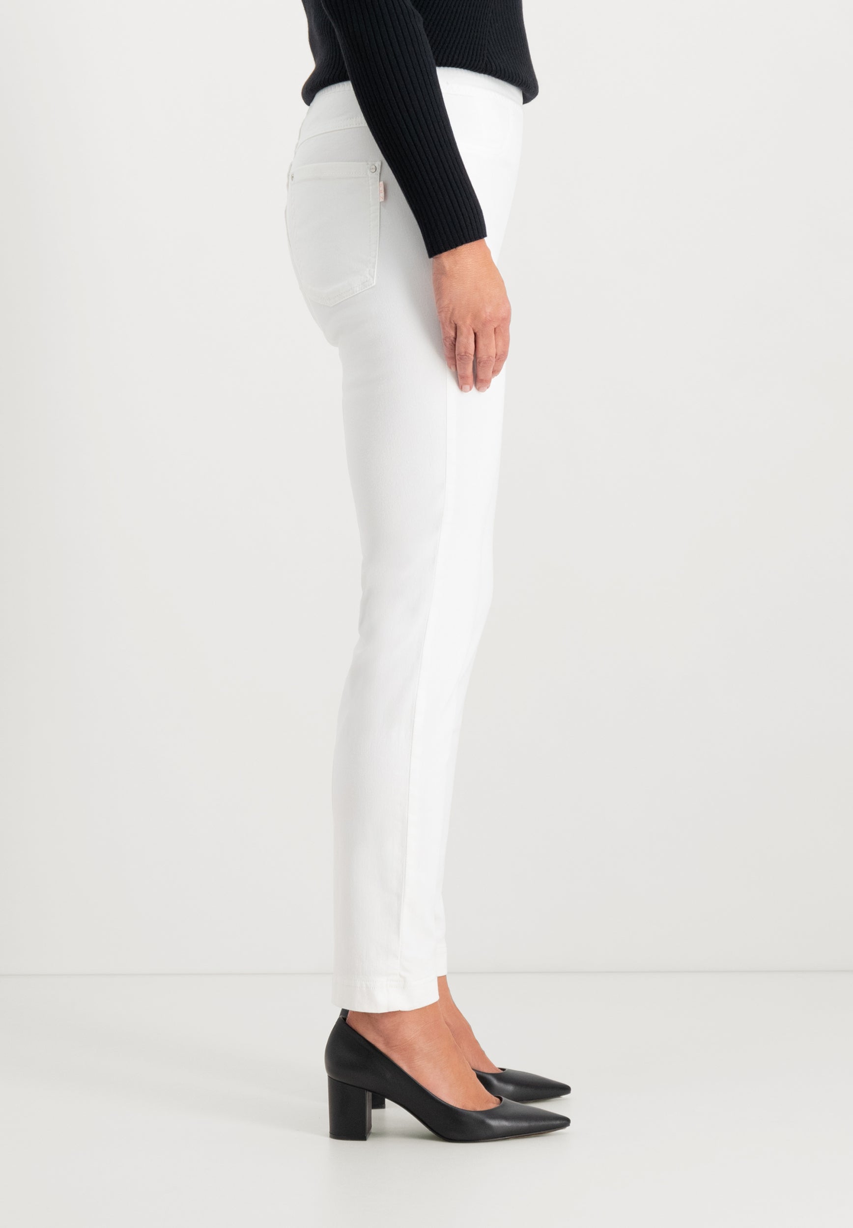 Leggie Shape-On Skinny Jeans | Optical White ZRS