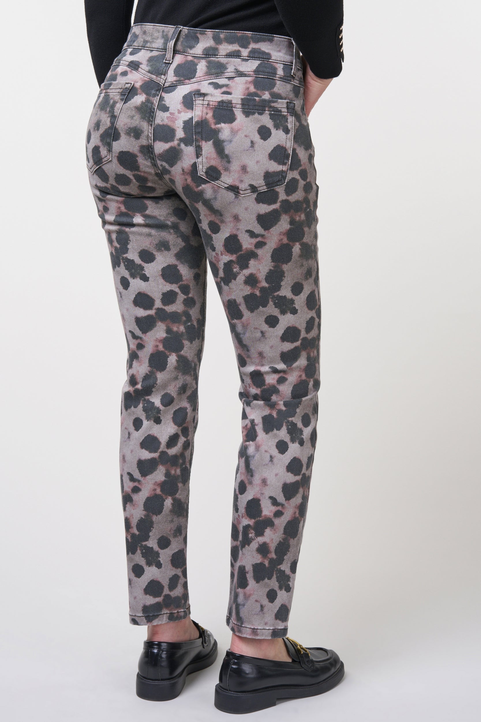 Twigie Shape-On Straight Jeans | Leo Print Pants ZRS