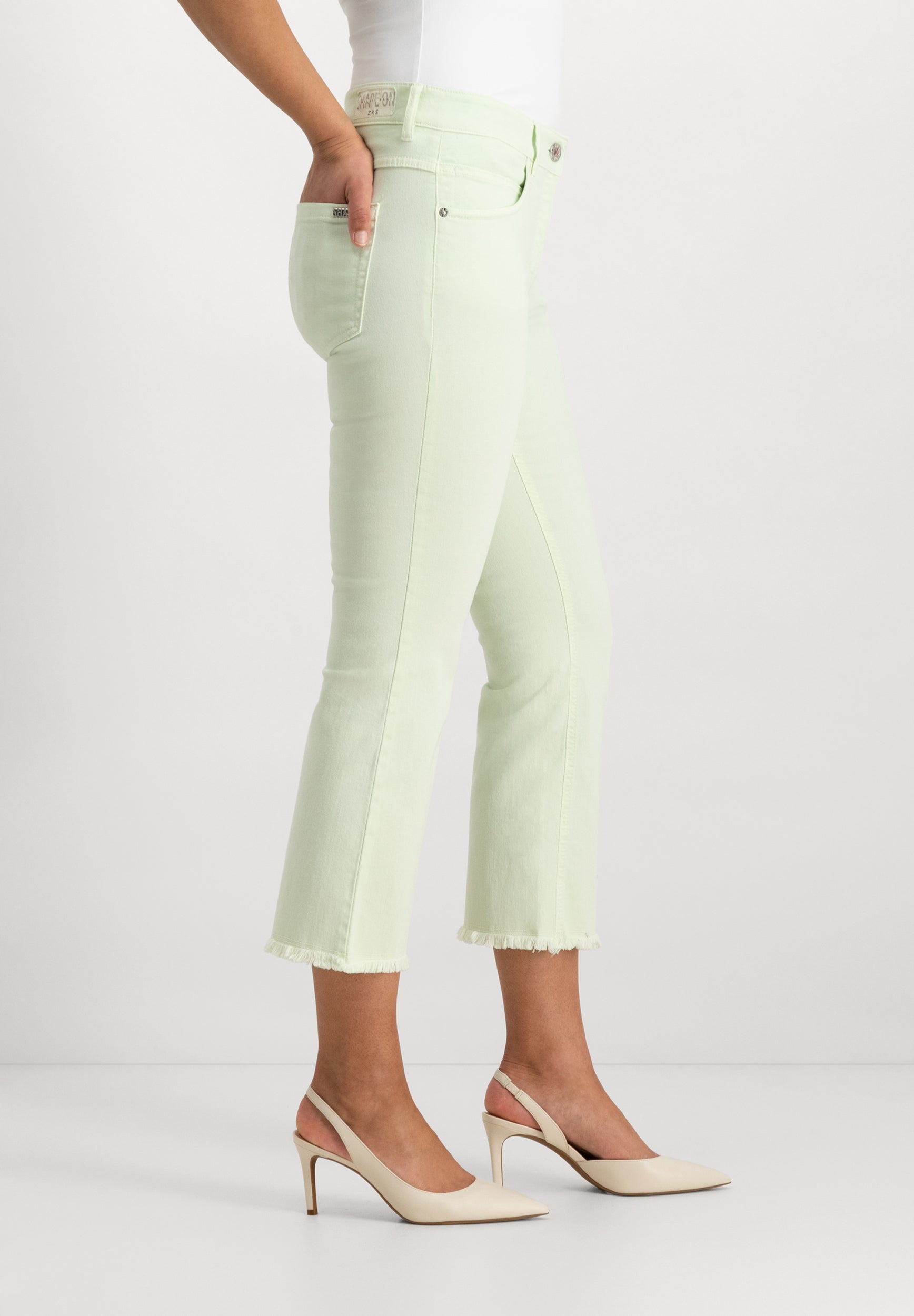 Twigie Shape-On Cropped Bootcut Jeans | Pistacchio