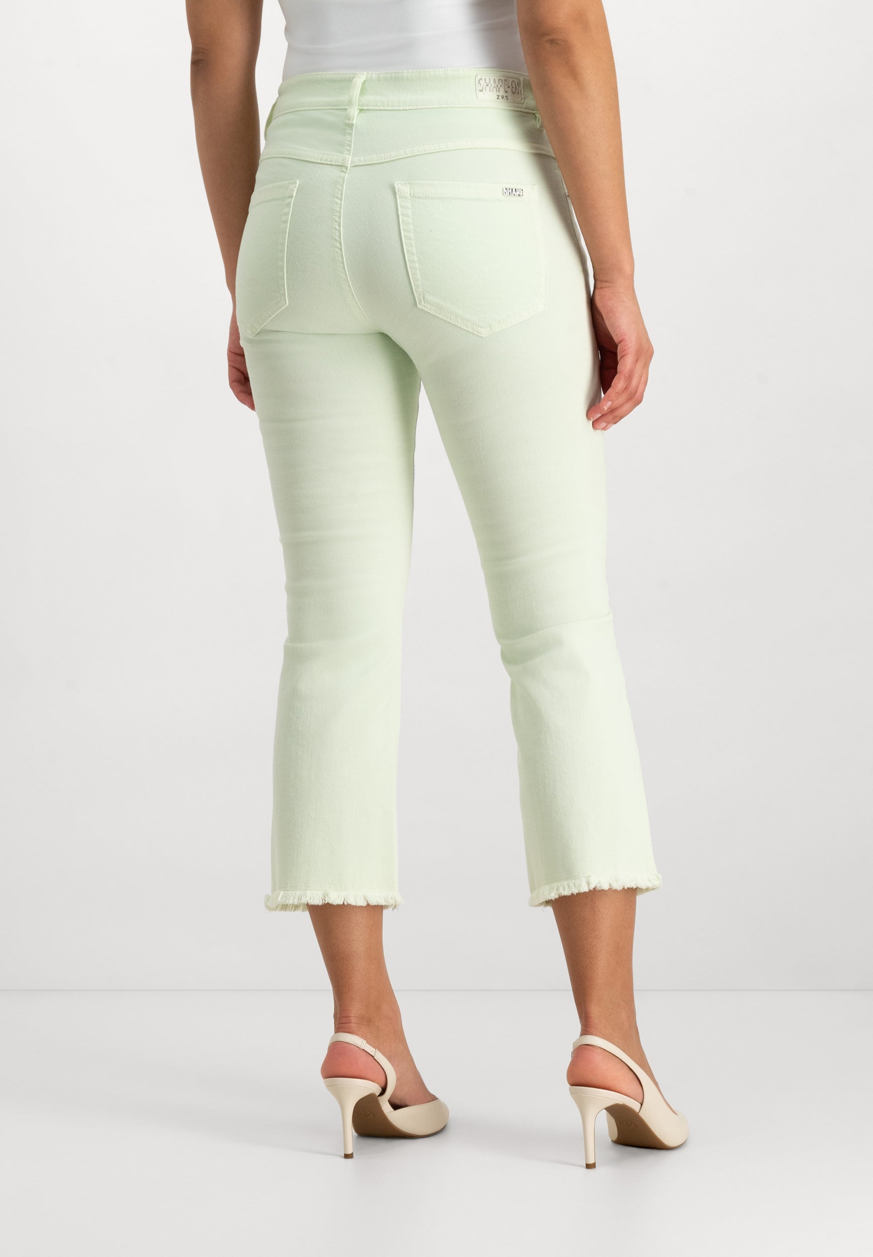 Twigie Shape-On Cropped Bootcut Jeans | Pistacchio